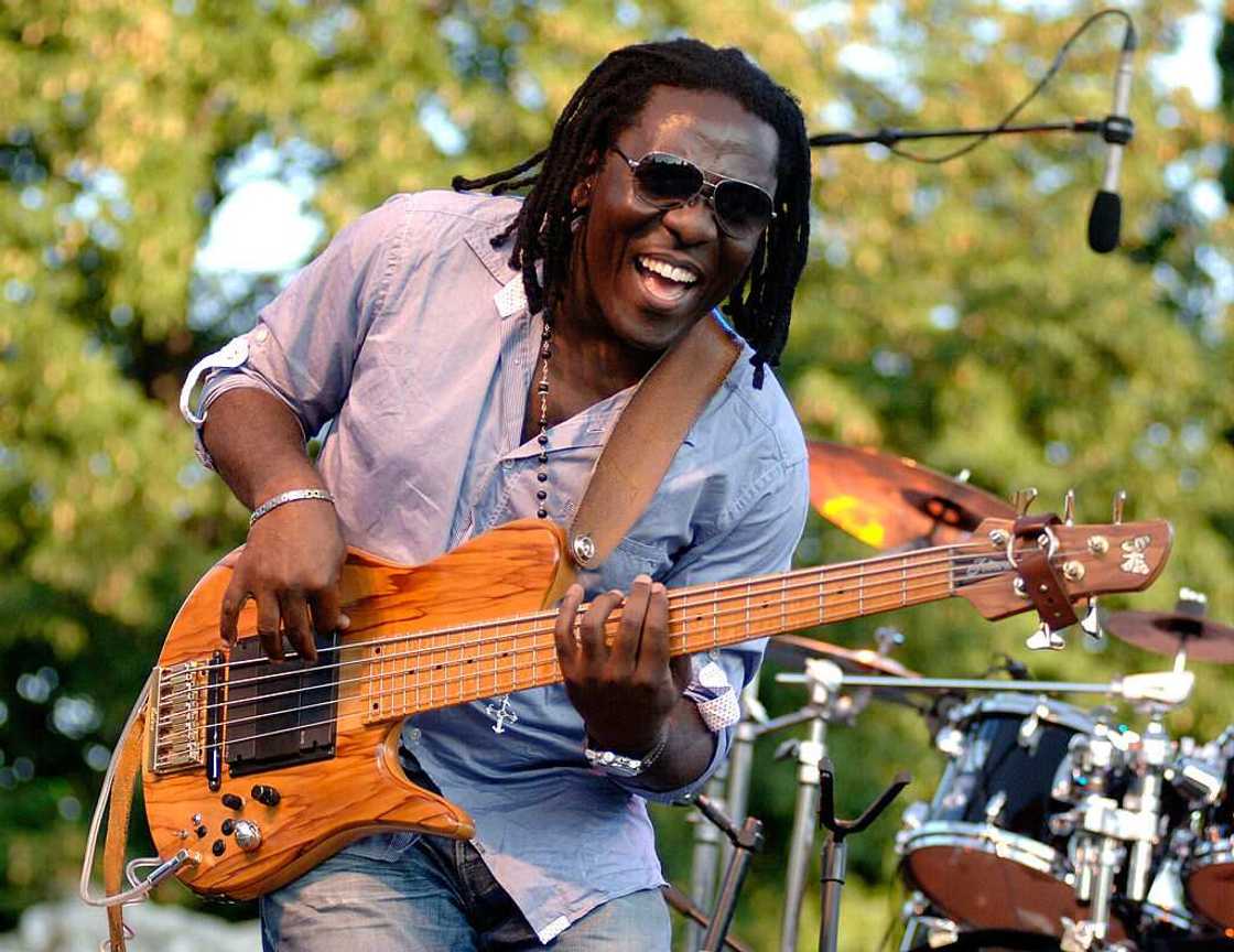 Richard Bona: un immense bassiste Richard Bona: un immense bassiste
