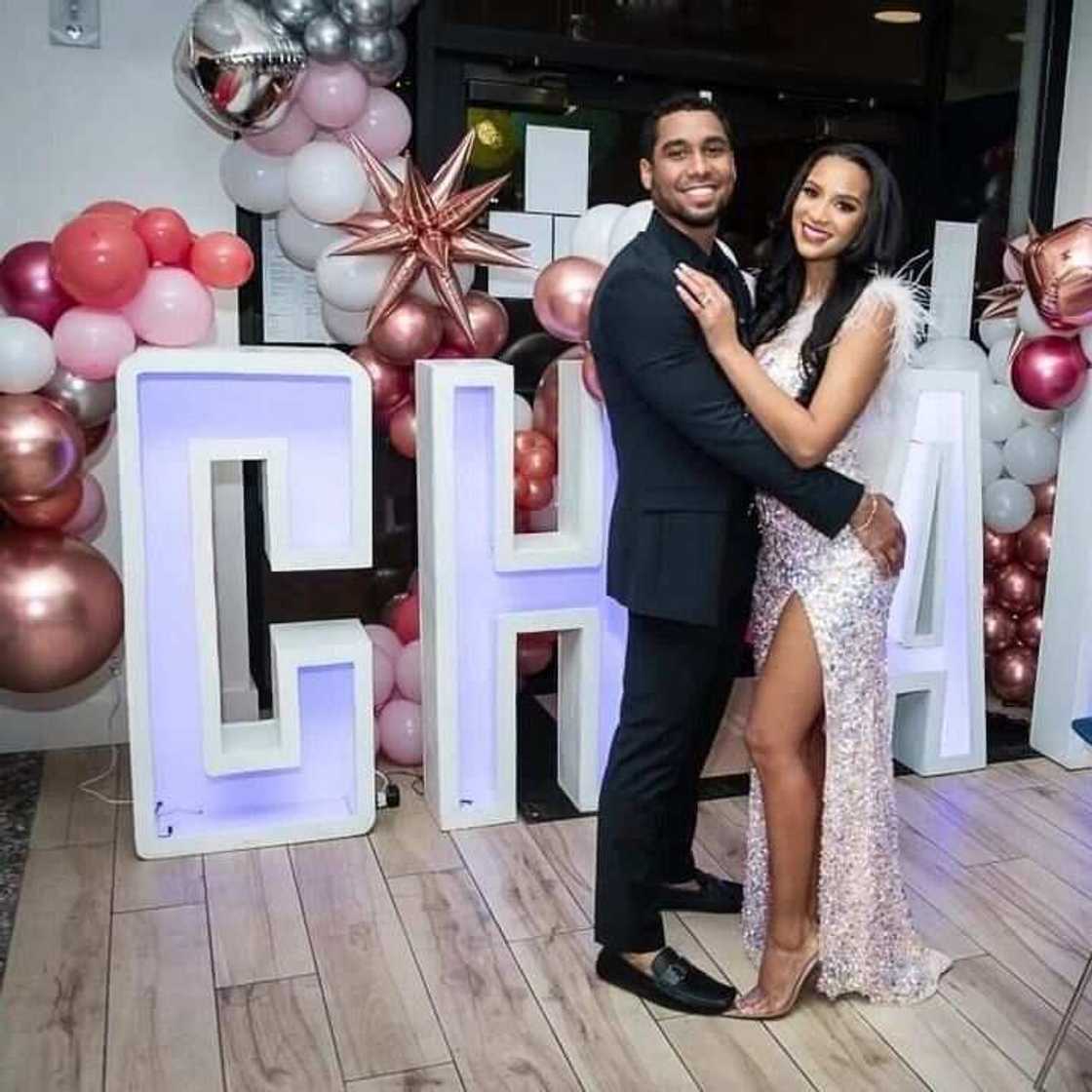 Is Chantel Everett still married?