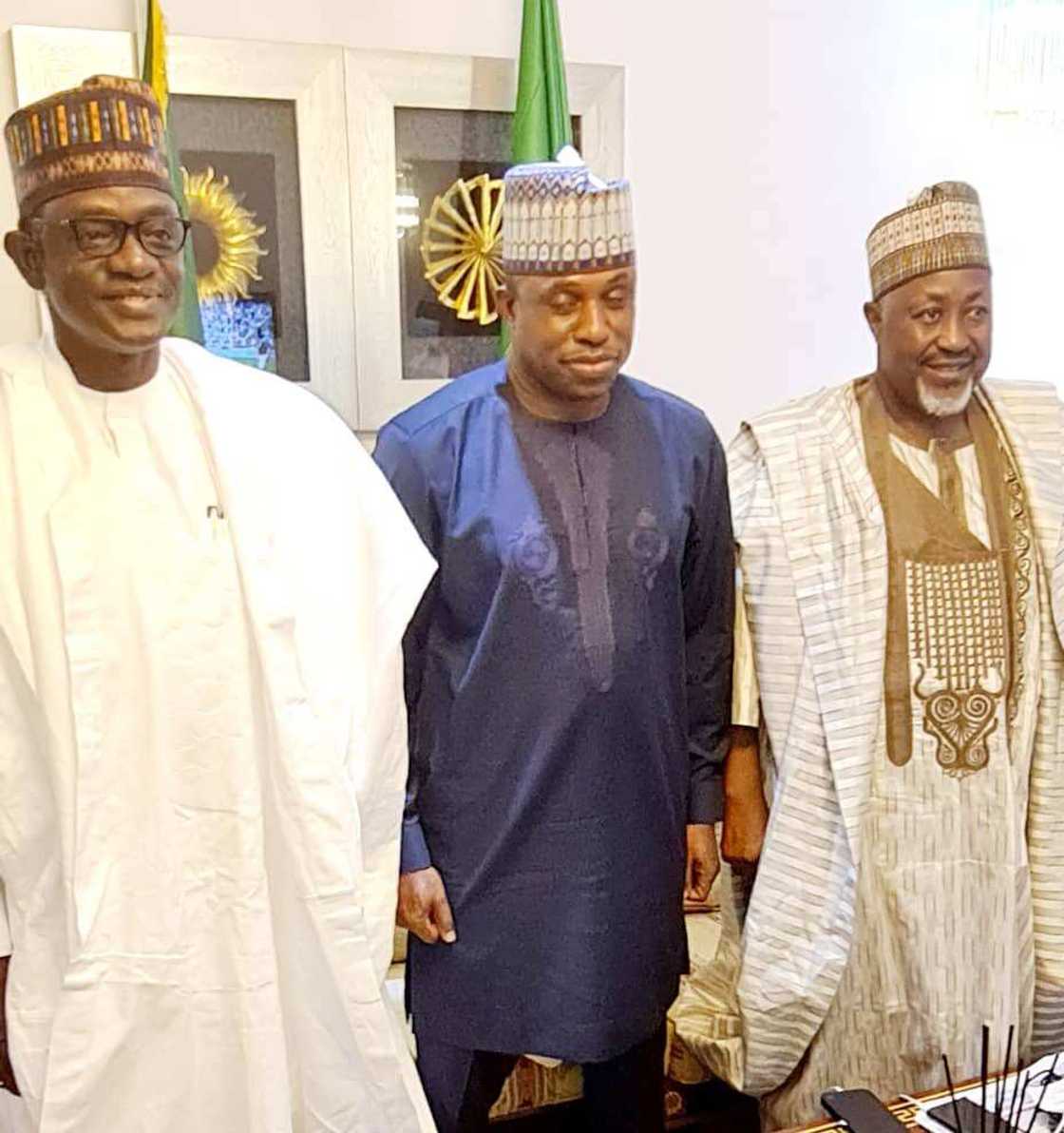 2023: Former speaker of House of Reps holds defection talks with APC 2023: Former speaker of House of Reps holds defection talks with APC