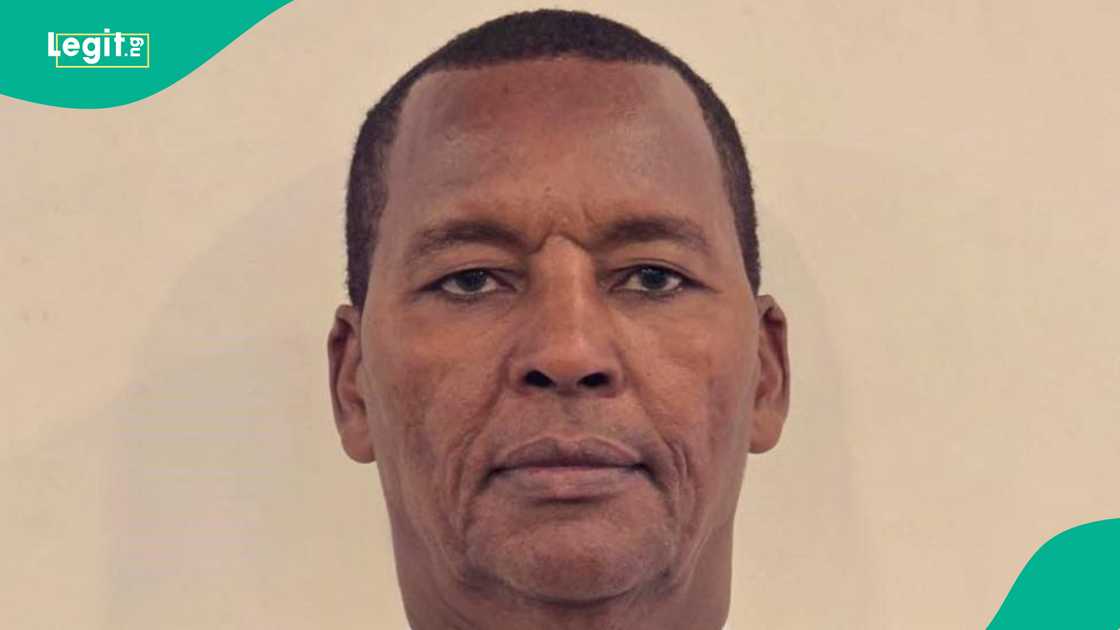 Kenyan pilot Hussein Mohamed Anshuur recounts secret mission to fly the exiled Somali president’s body home