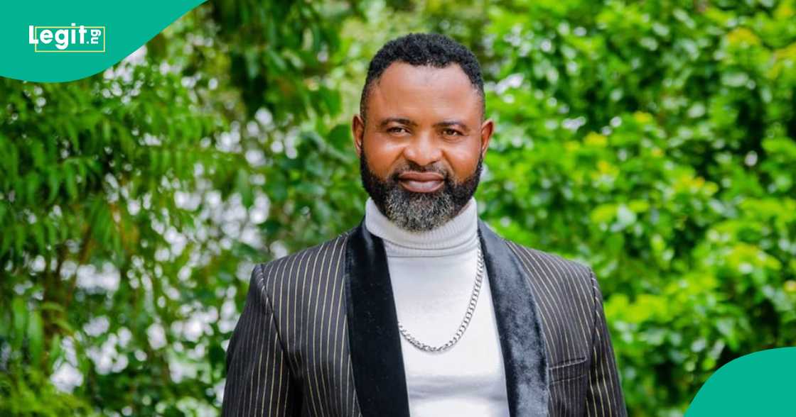 Nollywood actor Akin Olaiya remarries in a private wedding. Nollywood actor Akin Olaiya remarries in a private wedding.