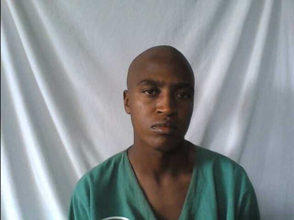 Gwamnatin tarayya ta saki hotunan Fursunonin da suka gudu a Jos Gwamnatin tarayya ta saki hotunan Fursunonin da suka gudu a Jos