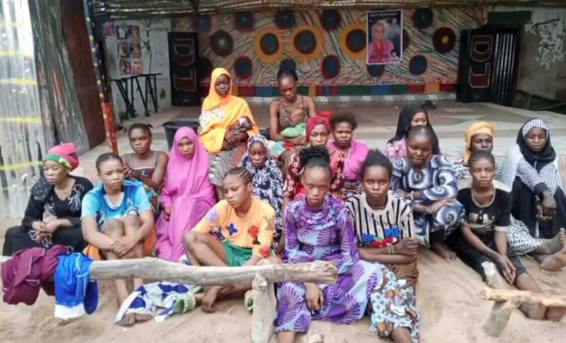 Sojoji Sun Bankado Sansanin Kyankyashe Jarirai Ba Bisa Ka'ida Ba A Adamawa Sojoji Sun Bankado Sansanin Kyankyashe Jarirai Ba Bisa Ka'ida Ba A Adamawa