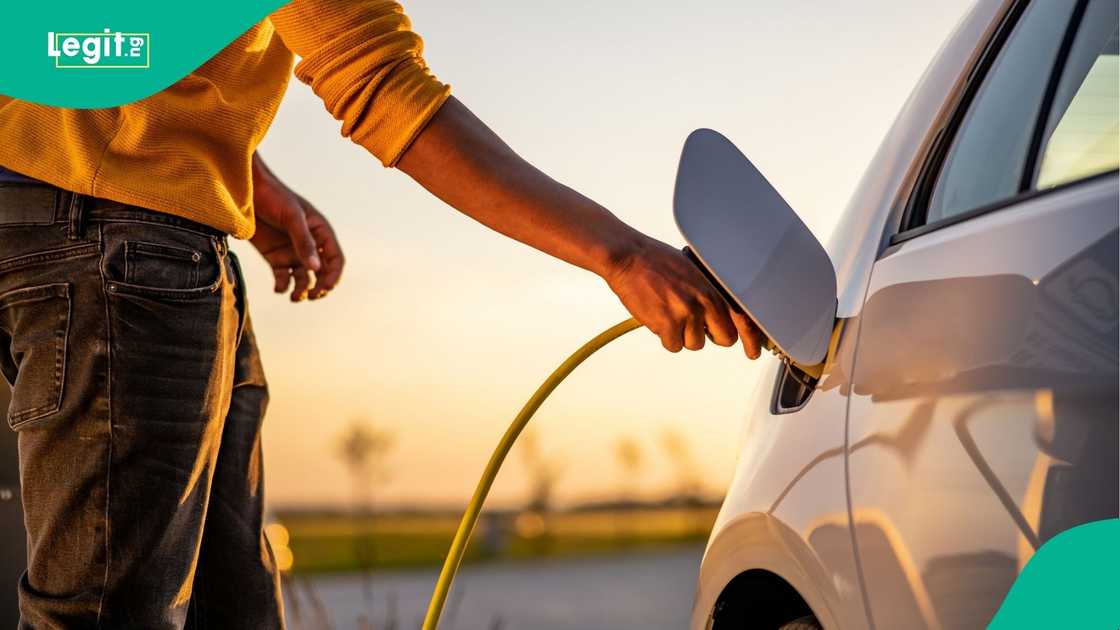 Nigerian car dealers say demand for petrol and diesel vehicles has dropped significantly.
The Association of Motor Dealers of Nigeria is considering electric and gas-powered cars as alternatives.