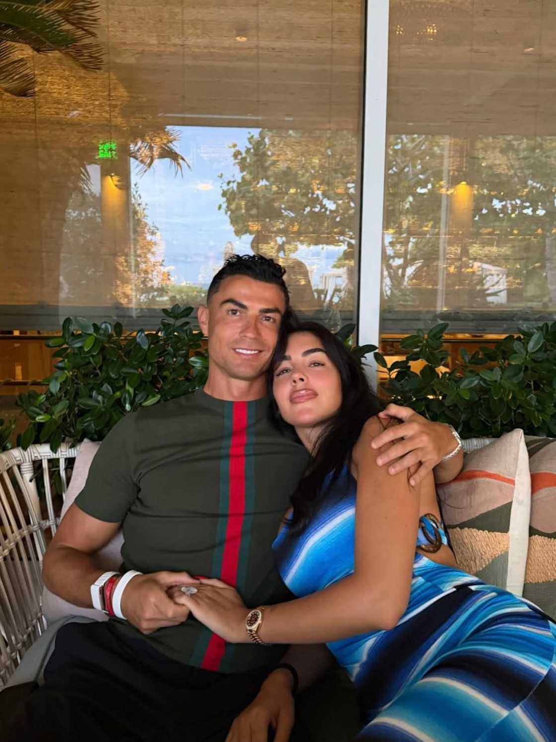 Ronaldo ya auri sahibarsa Ronaldo ya auri sahibarsa