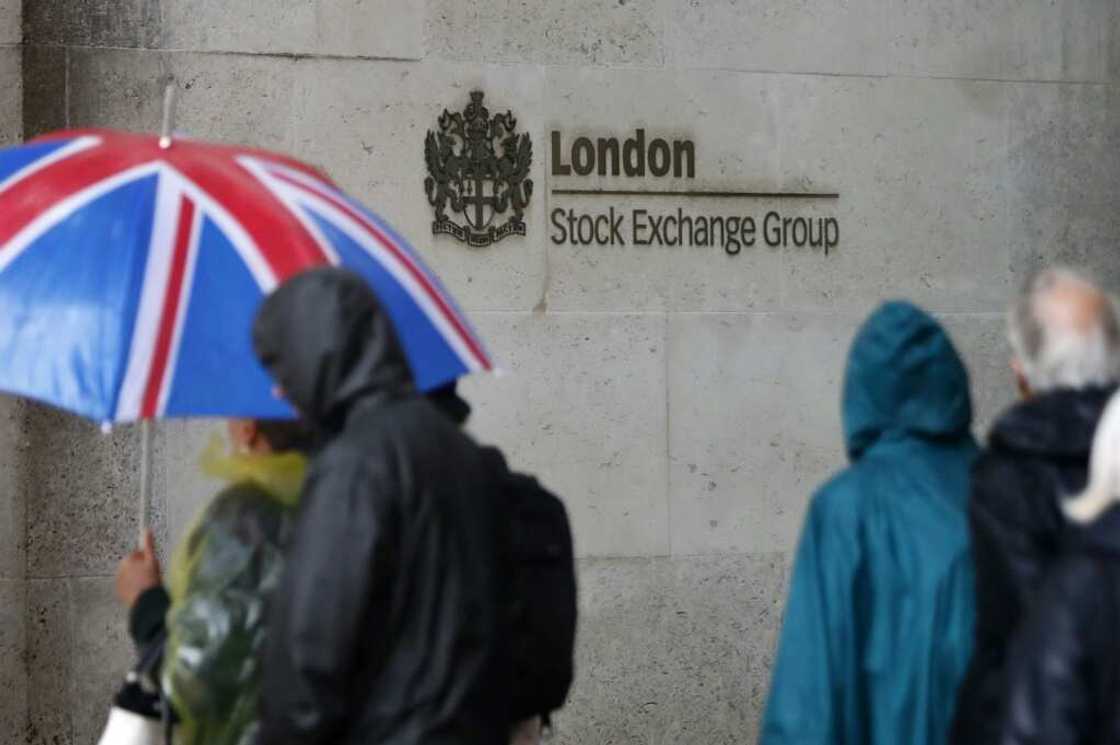 The combined market capitalisation of all London-listed companies reached $3.178 trillion at the close on Monday, outpacing Paris on $3.136 trillion, according to closing levels Monday recorded by Bloomberg The combined market capitalisation of all London-listed companies reached $3.178 trillion at the close on Monday, outpacing Paris on $3.136 trillion, according to closing levels Monday recorded by Bloomberg