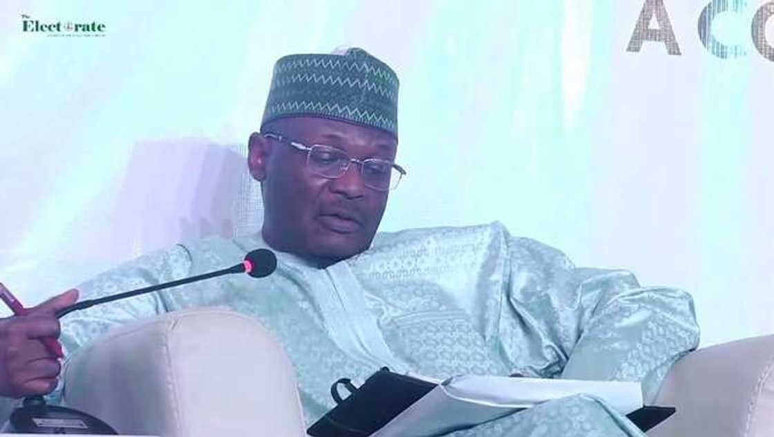 Da duminsa: Mun daina adana muhimman kayayyakin zabe a CBN, INEC Da duminsa: Mun daina adana muhimman kayayyakin zabe a CBN, INEC