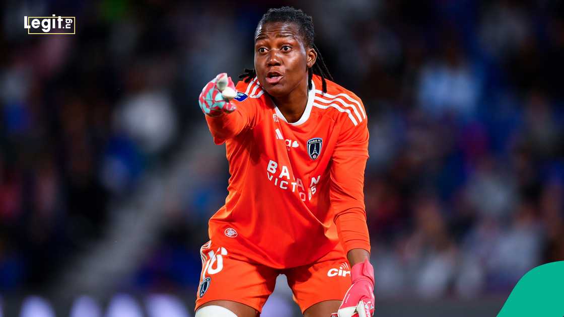 Chiamaka Nnadozie, Paris FC, Paris Saint-Germain, France, Arkema Premiere Ligue Féminine. Chiamaka Nnadozie, Paris FC, Paris Saint-Germain, France, Arkema Premiere Ligue Féminine.