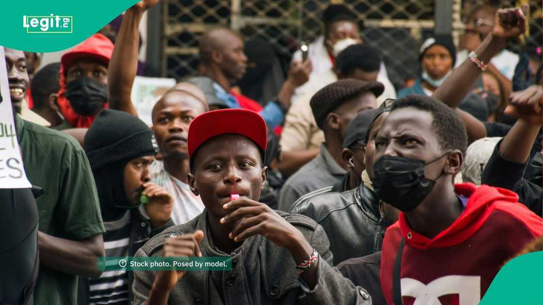 Illustration showing the threat of mob violence in Nigeria, highlighting its impact on citizens’ right to life. Illustration showing the threat of mob violence in Nigeria, highlighting its impact on citizens’ right to life.