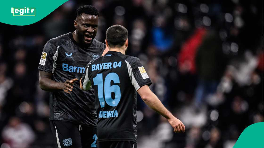 Victor Boniface, Emiliano Buendia, Bayer Leverkusen, Eintracht Frankfurt, Bundesliga, Boniface confronts Buendia Victor Boniface, Emiliano Buendia, Bayer Leverkusen, Eintracht Frankfurt, Bundesliga, Boniface confronts Buendia