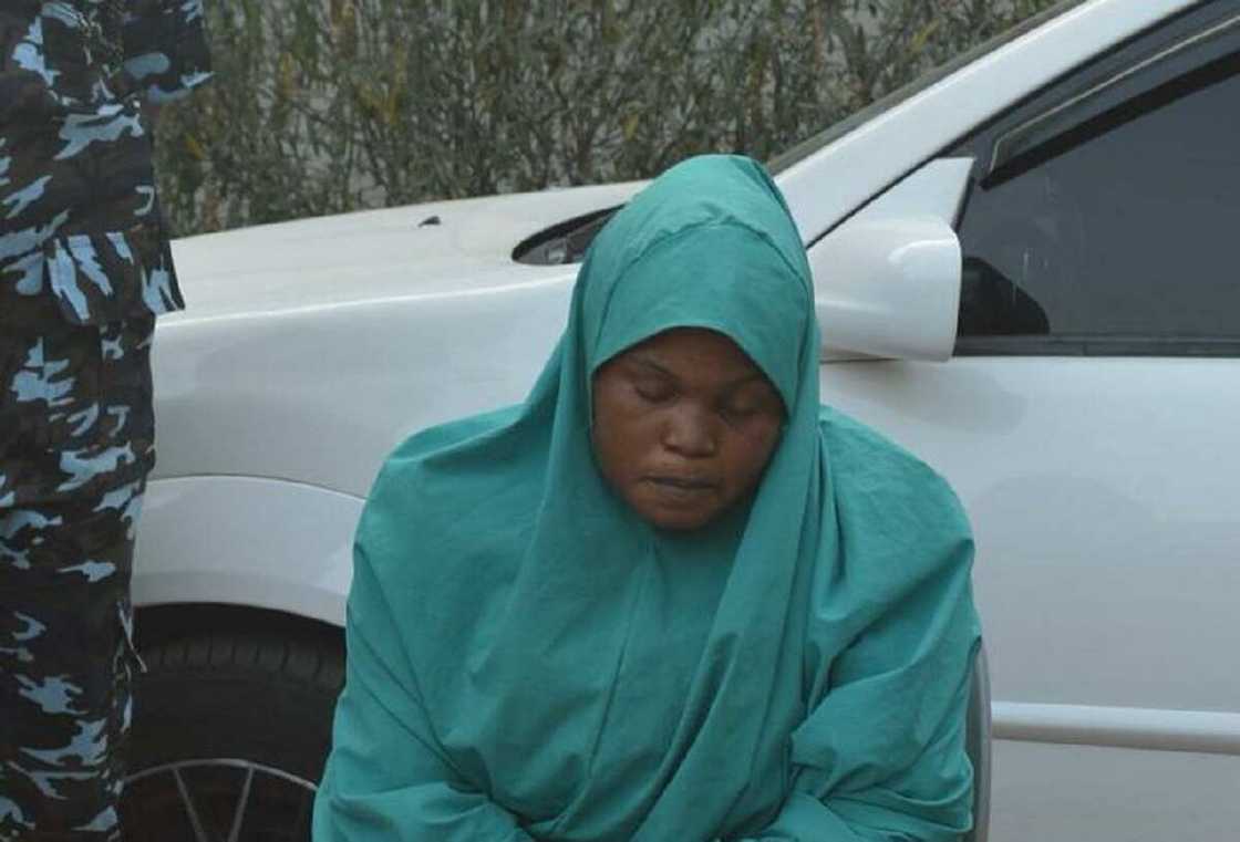 Nayi garkuwa da saurayi na saboda ya ki ya aure ni, in ji mace mai garkuwa Nayi garkuwa da saurayi na saboda ya ki ya aure ni, in ji mace mai garkuwa