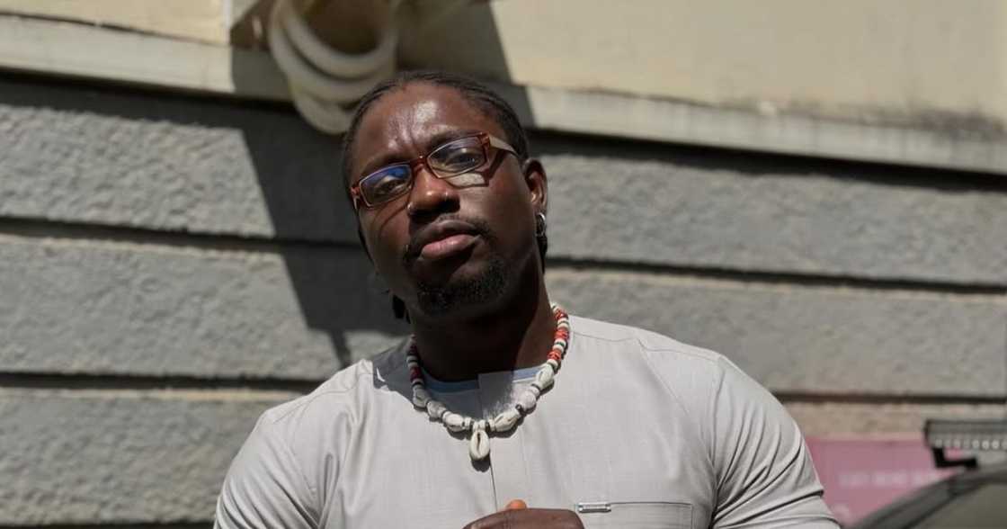 VDM makes video about E-Money amid his arrest by EFCC for allegedly stepping on the naira at Obi Cubana's party. VDM makes video about E-Money amid his arrest by EFCC for allegedly stepping on the naira at Obi Cubana's party.