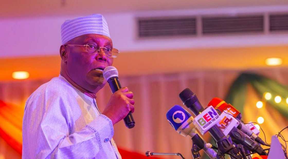 Atiku ya taya 'yan Najeriya murnar babbar sallah Atiku ya taya 'yan Najeriya murnar babbar sallah