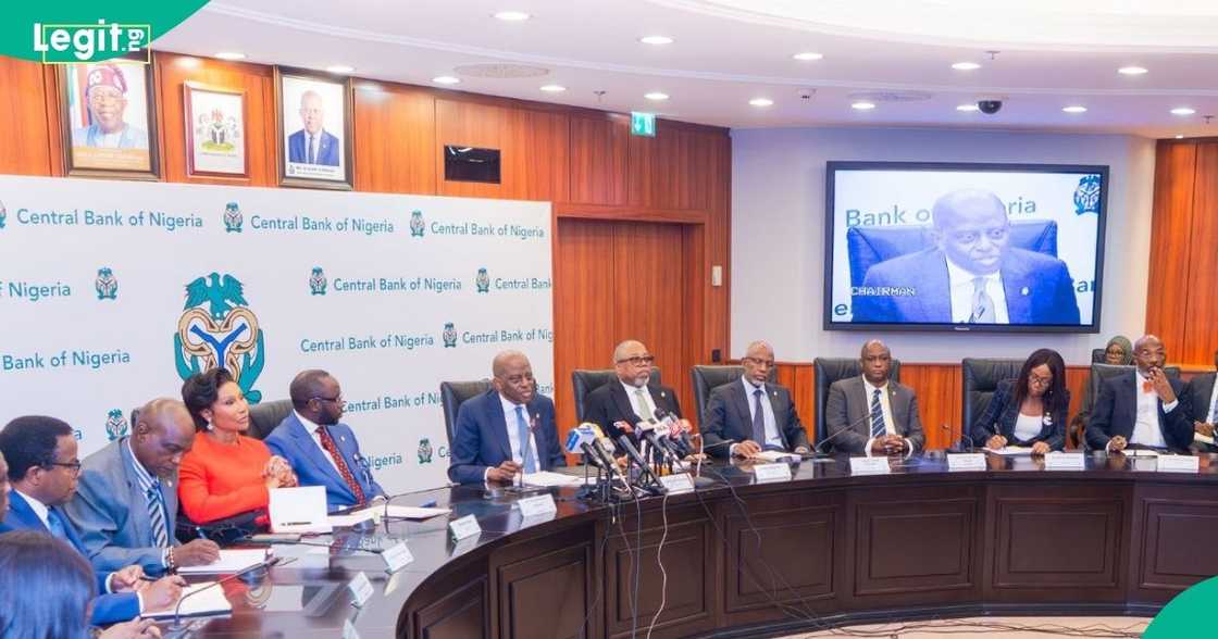 Naira strengthens amid improved investor confidence