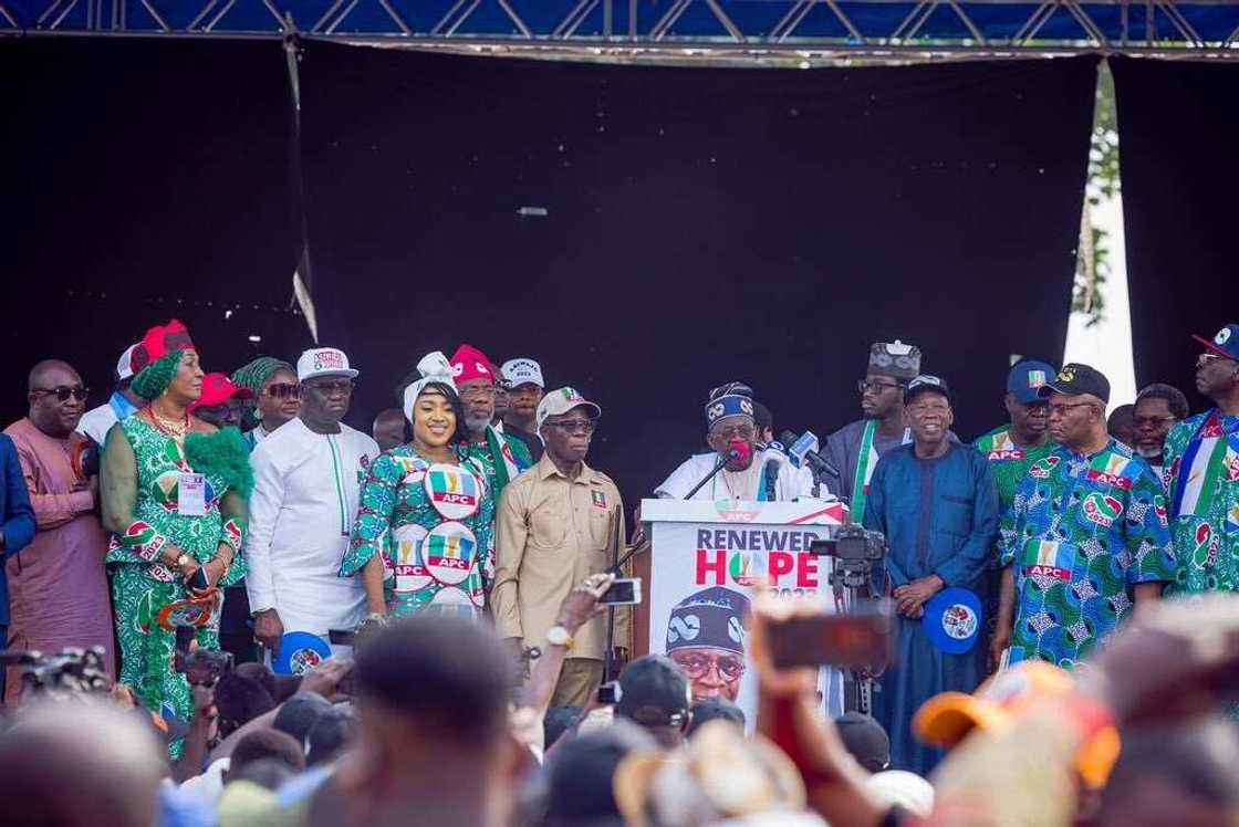 PDP blasts Tinubu over Yahoo Boys PDP blasts Tinubu over Yahoo Boys