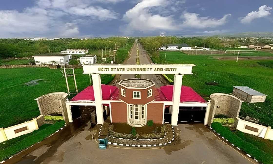 A view of Ekiti State University (EKSU) entrance