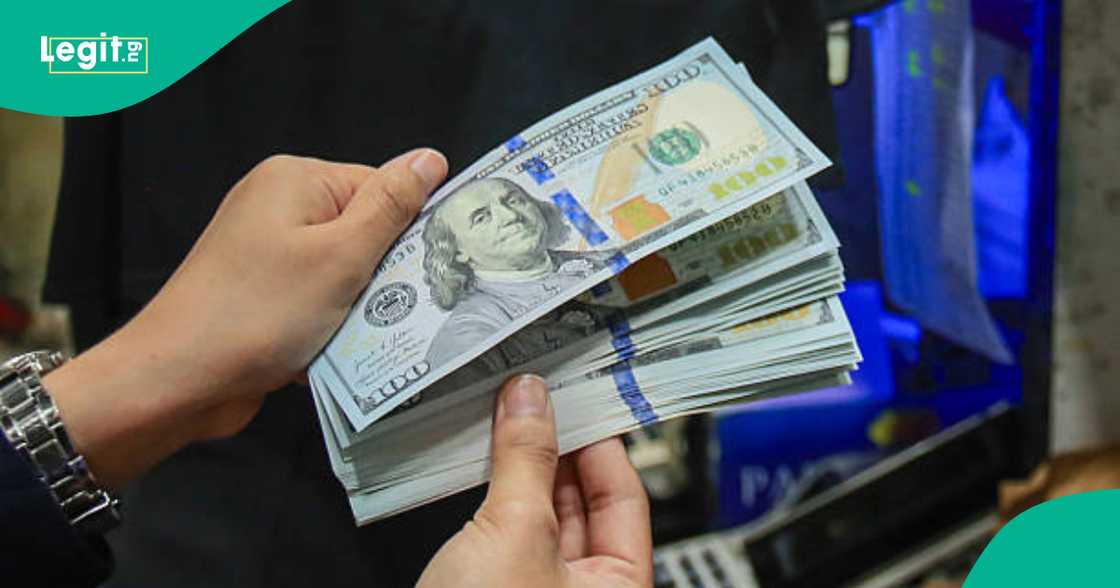 Dalar Amurka. Dalar Amurka.