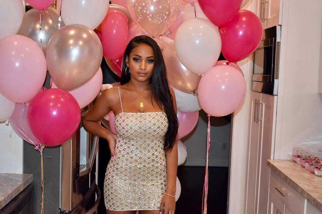 Amara Wayans’ height Amara Wayans’ height