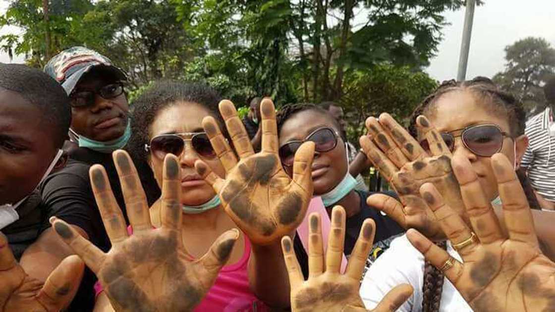 Surviving Port Harcourt and the menace of black soot