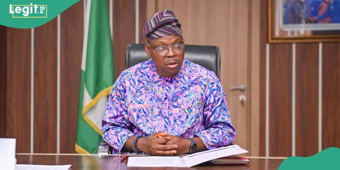 Karamin ministan lafiya, Dr Iziaq Salako ya ce gwamnati ta fara tattauna wa da likitoci da fatan magance matsalolinsu kafin mako guda. Karamin ministan lafiya, Dr Iziaq Salako ya ce gwamnati ta fara tattauna wa da likitoci da fatan magance matsalolinsu kafin mako guda.