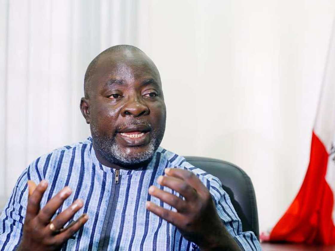 'Duk kun rasa kujerunku' - PDP ta yi magana a kan mambobinta da suka koma APC a Imo 'Duk kun rasa kujerunku' - PDP ta yi magana a kan mambobinta da suka koma APC a Imo