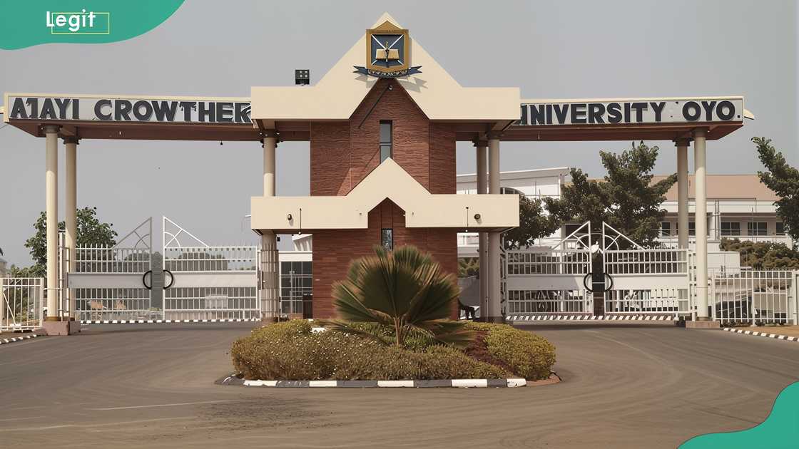 Ajayi Crowther University main gate Ajayi Crowther University main gate