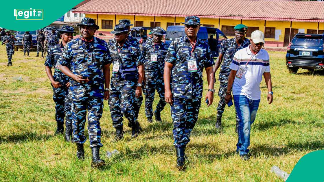 Abuja police investigate body found in a car at the national assembly/Decomposed body of man found in car at national assembly/Abuja insecurity/Insecurity in Abuja