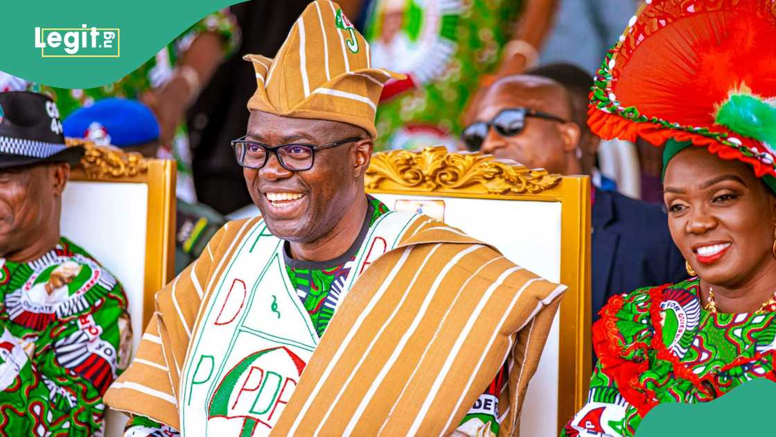 Seyi Makinde has approved the reappointment of Prince Adebayo Adegbola as the new Eleruwa of Eruwa land after he was sacked by the Supreme Court in 2019. Seyi Makinde has approved the reappointment of Prince Adebayo Adegbola as the new Eleruwa of Eruwa land after he was sacked by the Supreme Court in 2019.