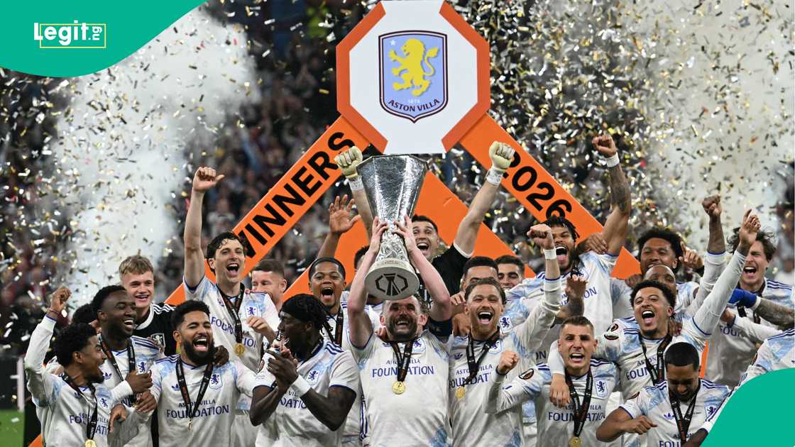 Aston Villa lifting the Europa League trophy. Photo by Ozan KOSE