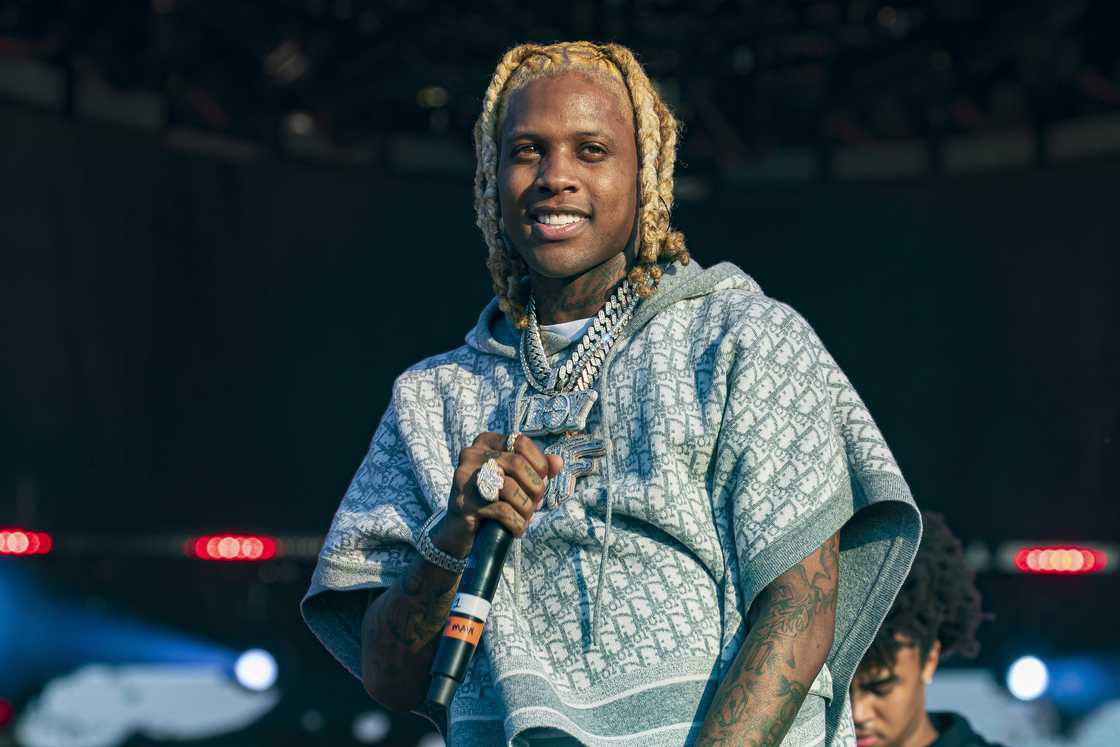 Lil Durk performs at Lyrical Lemonade Summer Smash Lil Durk performs at Lyrical Lemonade Summer Smash
