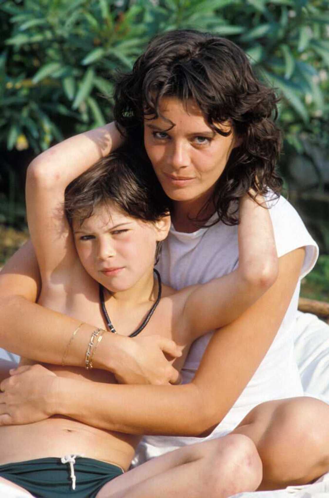 Jennifer Lanvin: découvrez la chanteuse et femme de Gérard Lanvin Jennifer Lanvin: découvrez la chanteuse et femme de Gérard Lanvin