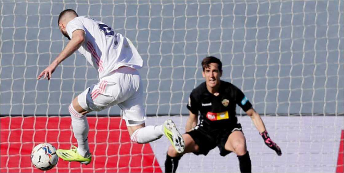 Benzema scores brace to lift Real Madrid out of the jaws of defeat against Elche Benzema scores brace to lift Real Madrid out of the jaws of defeat against Elche
