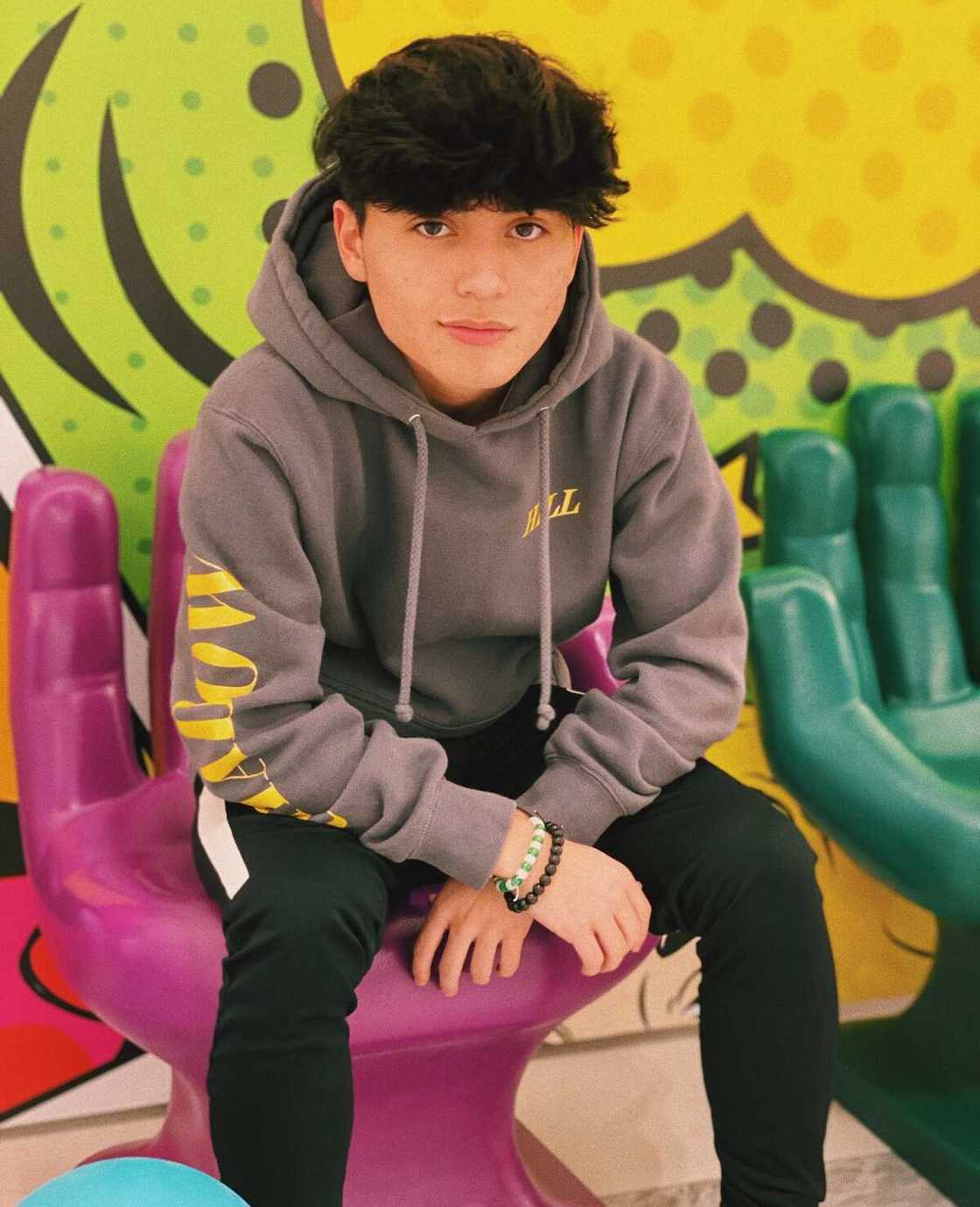 Kairi Cosentino's net worth Kairi Cosentino's net worth