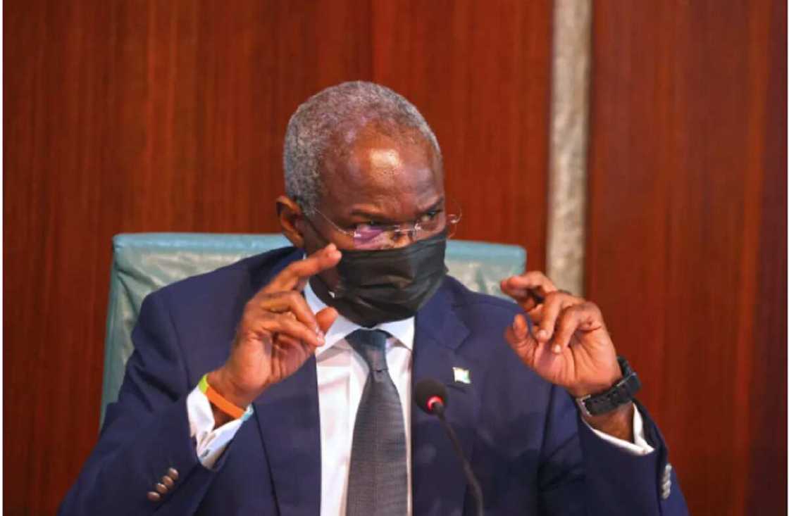 Ba mu da matsalar ƙaranci gidaje a Nigeria, In ji Fashola Ba mu da matsalar ƙaranci gidaje a Nigeria, In ji Fashola