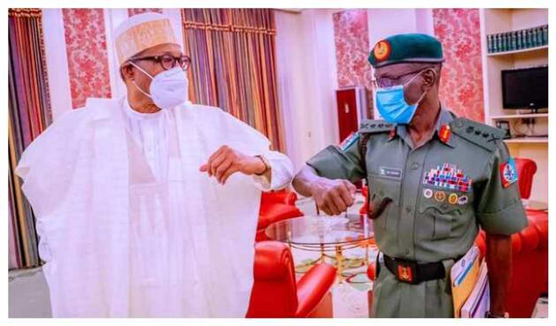 After Closed-Door Meeting with Ortom, Buhari Takes Crucial Step on Security, Photos Emerge