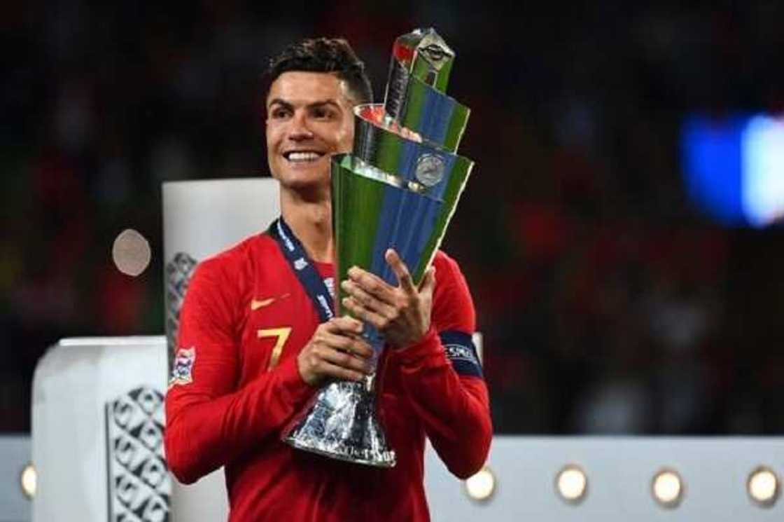 Juventus striker Cristiano Ronaldo shoots to top of Instagram rich list Juventus striker Cristiano Ronaldo shoots to top of Instagram rich list