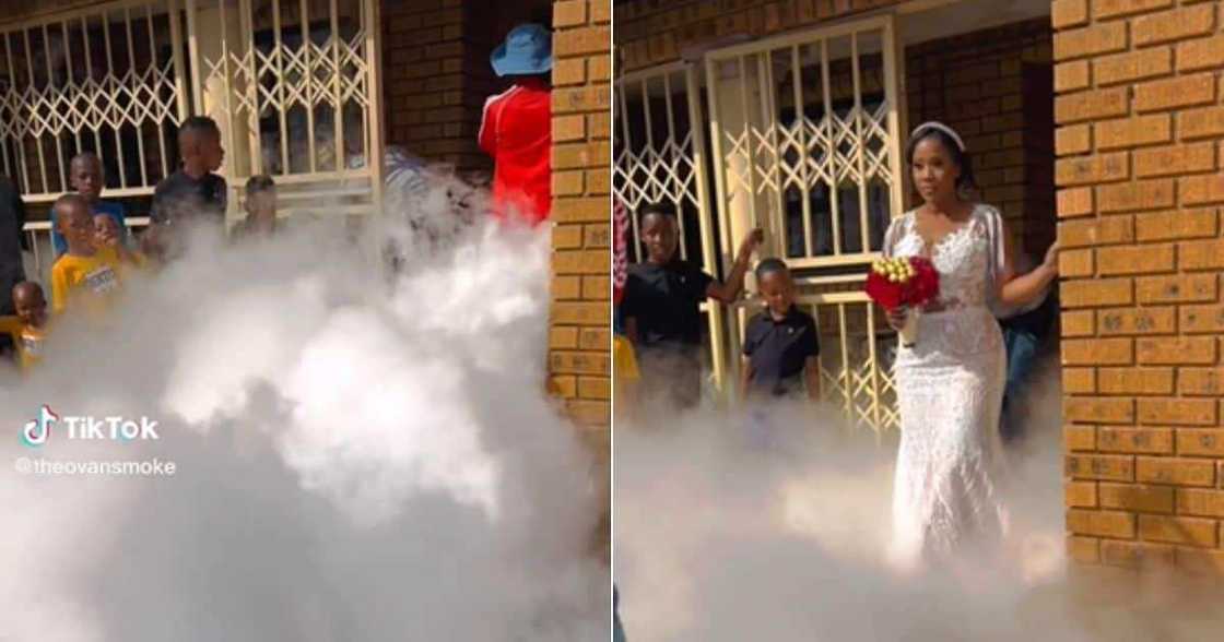 Bride has epic entrance but spotlight is stolen by groomsmen Bride has epic entrance but spotlight is stolen by groomsmen