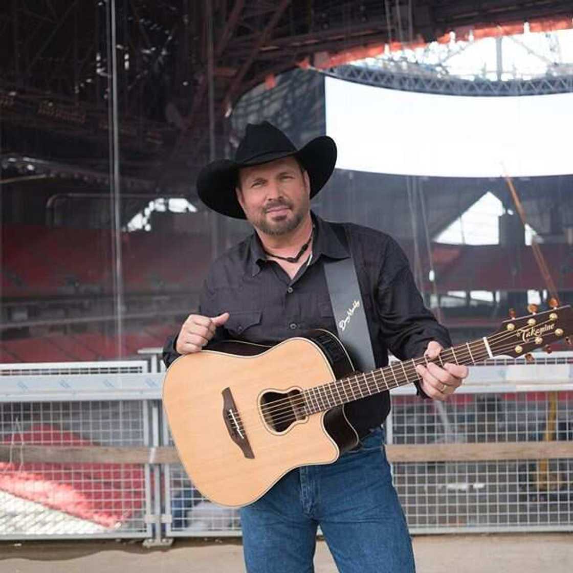 Garth Brooks worth Garth Brooks worth