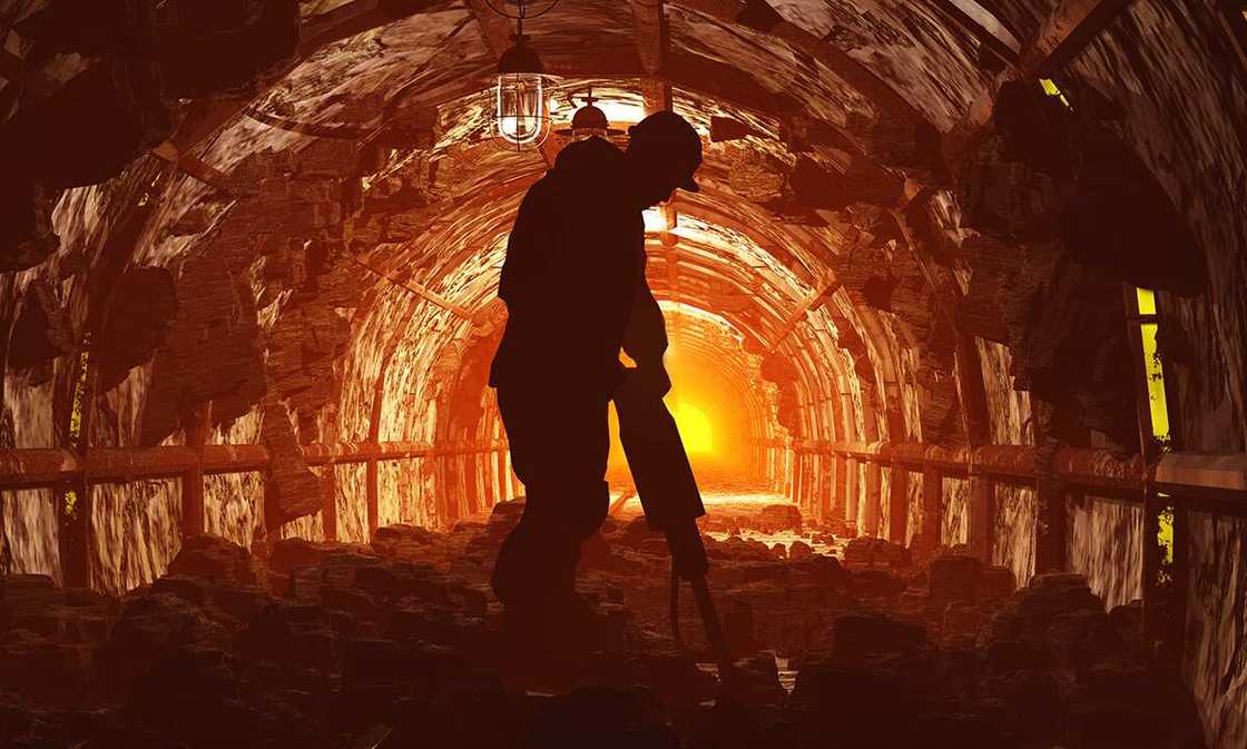 Problems of mining in Nigeria and possible solutions Problems of mining in Nigeria and possible solutions