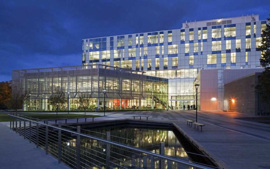 University of Calgary - Calgary, Alberta University of Calgary - Calgary, Alberta