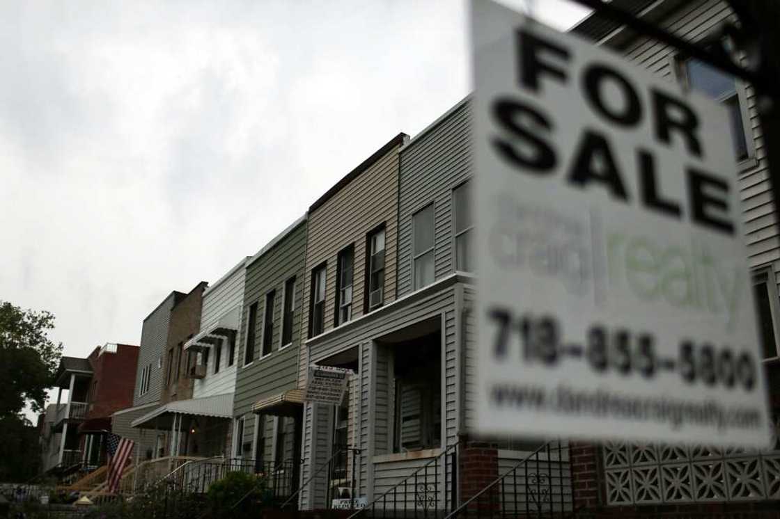 Sales of previously owned homes inched down 1.9 percent in April, according to the National Association of Realtors Sales of previously owned homes inched down 1.9 percent in April, according to the National Association of Realtors