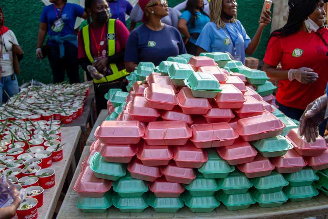 UFC Champion Kamaru Usman Feeds 1000 Nigerian Children As He Gives Back to the Society (Photos)