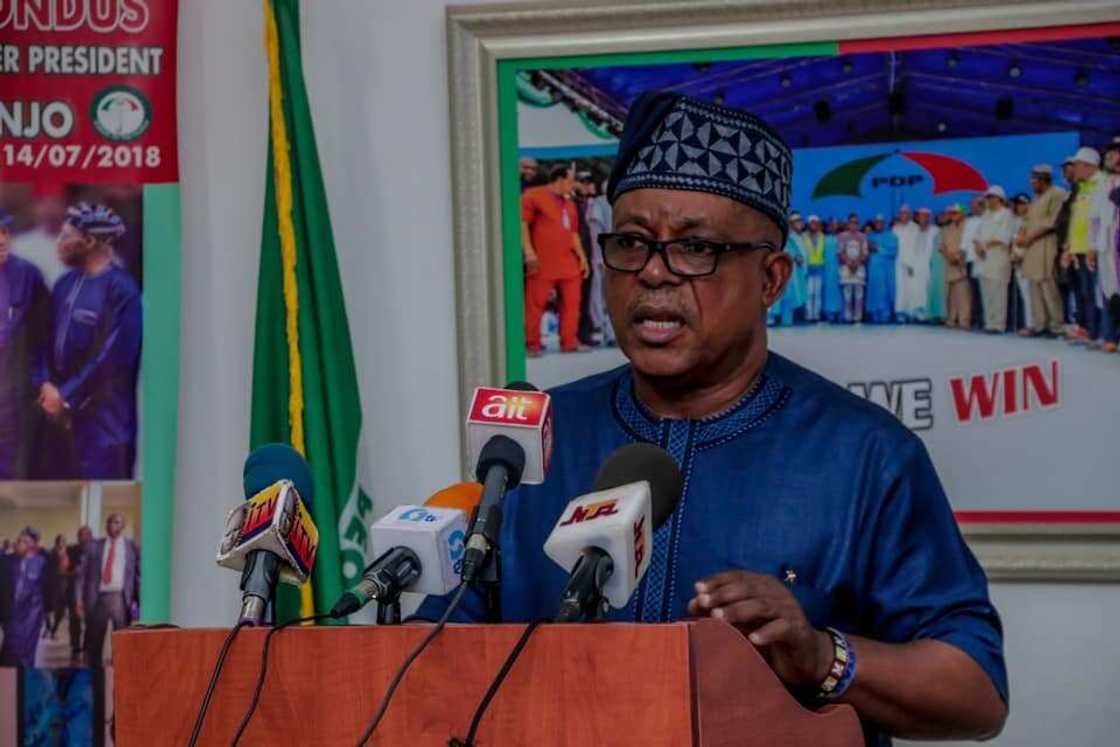 Defections: PDP legislators tells Secondus to resign Defections: PDP legislators tells Secondus to resign