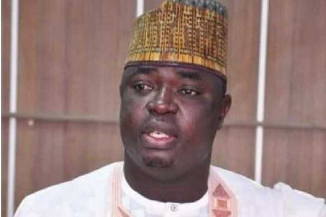 Tsohon shugaban masu rinjaye a majalisar Gombe Tsohon shugaban masu rinjaye a majalisar Gombe