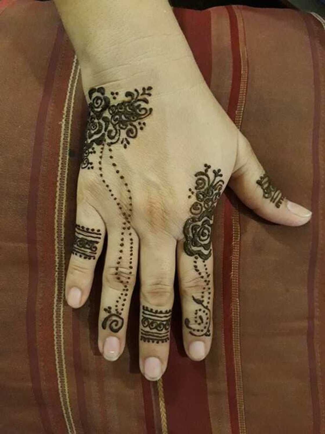 Vintage style henna tattoo