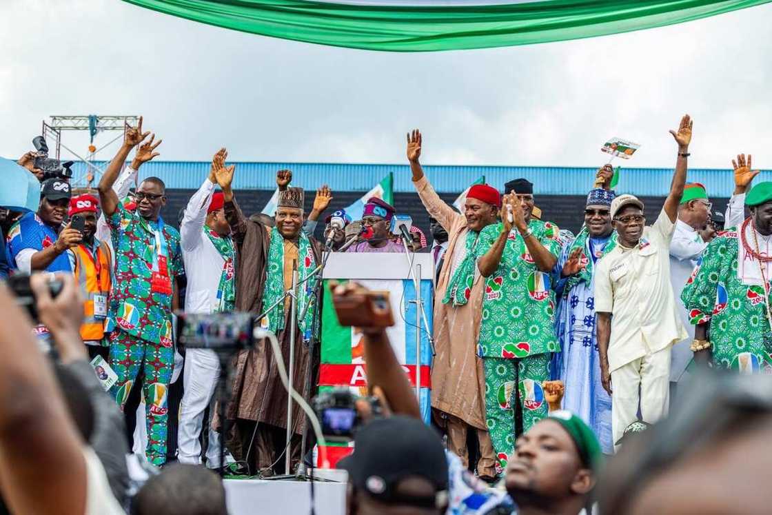 Tinubu a Delta. Tinubu a Delta.