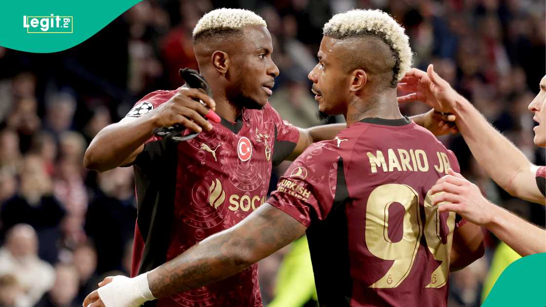 Victor Osimhen, Mario Lemina, Galatasaray, AFC Ajax, Johan Cruijff Arena, Amsterdam, Netherlands, UEFA Champions League.