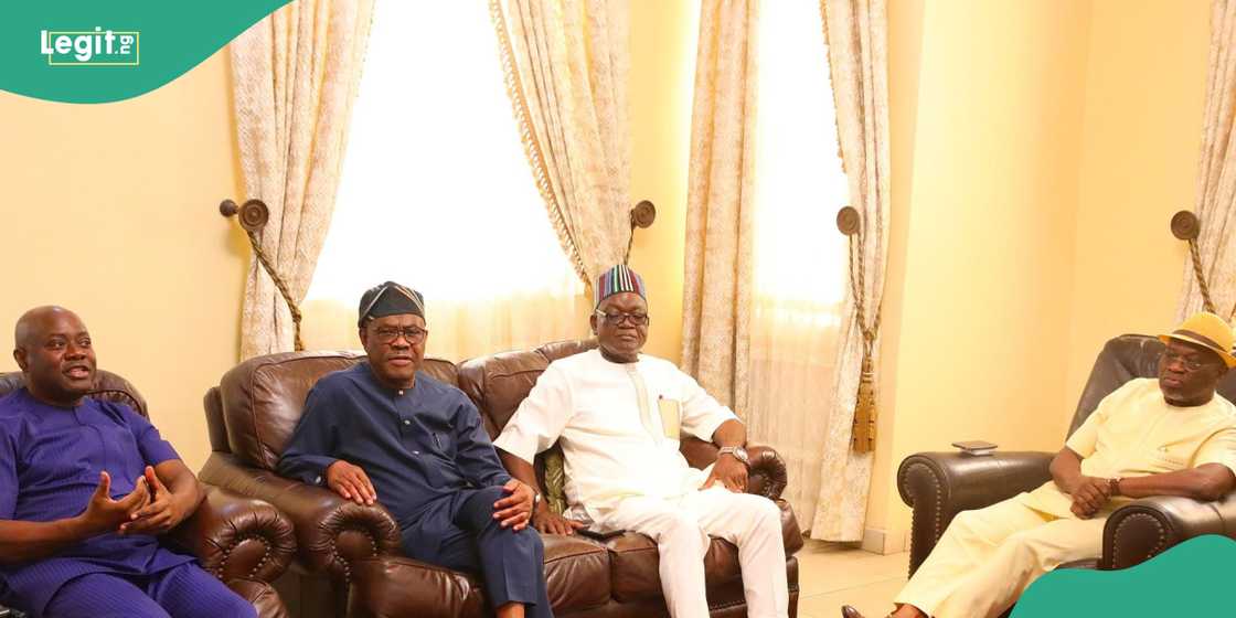 FCT Minister Nyesom Wike, among other politicians visit Oyo state governor Seyi Makinde in Oyo state. FCT Minister Nyesom Wike, among other politicians visit Oyo state governor Seyi Makinde in Oyo state.