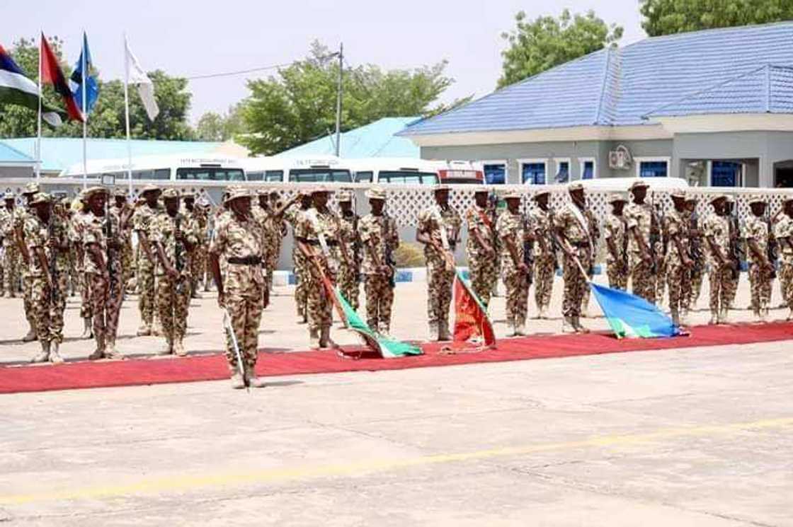 Hotunan: Yanzun nan shugaba Buhari ya isa jihar Borno Hotunan: Yanzun nan shugaba Buhari ya isa jihar Borno