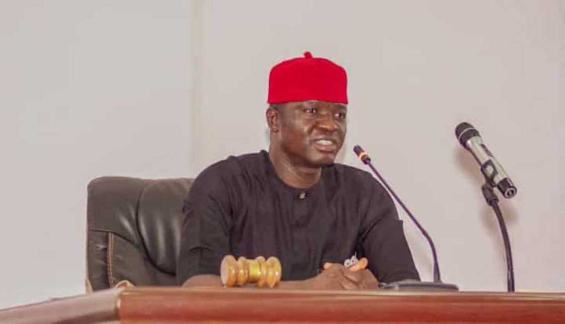 An nemi gwamnan Ebonyi da ya yi murabus An nemi gwamnan Ebonyi da ya yi murabus